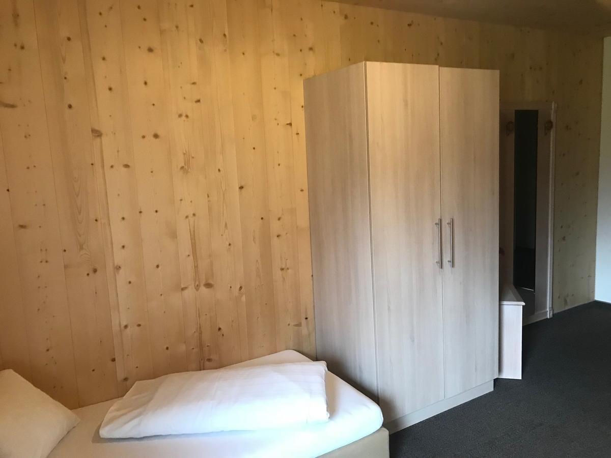 Falken Horst Lienz Bagian luar foto