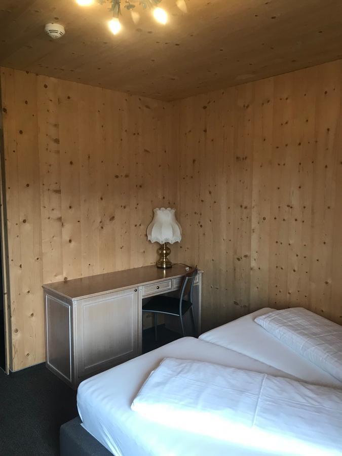 Falken Horst Lienz Bagian luar foto