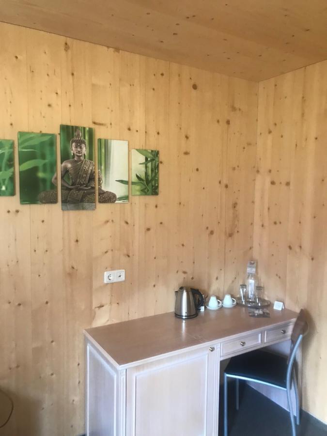 Falken Horst Lienz Bagian luar foto