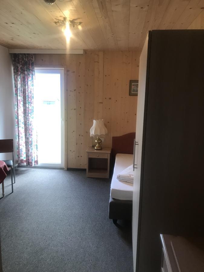Falken Horst Lienz Bagian luar foto